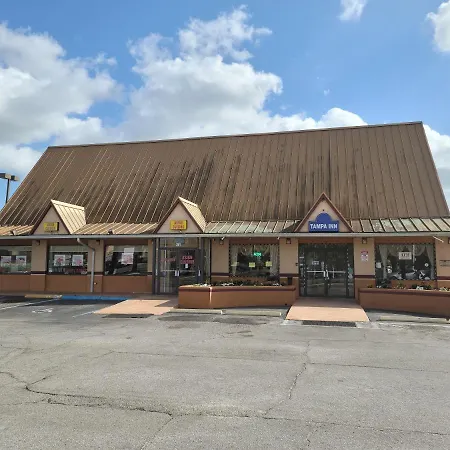 Tampa Inn Near Busch Gardens